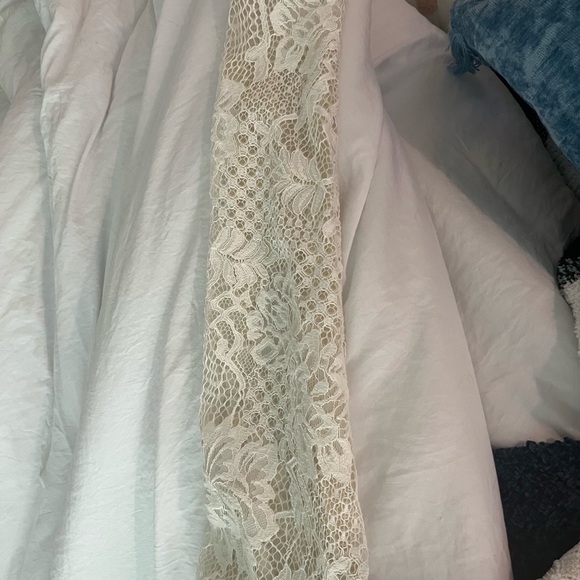 Tadashi Shoji wedding dress - Picture 11 of 15